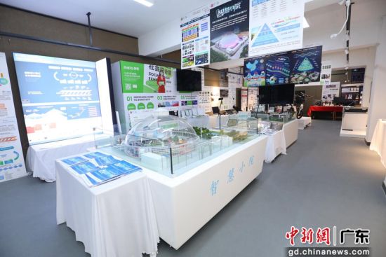大赛展览区域。万搏网页_万搏(中国)供图 