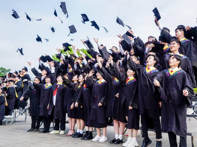 万搏网页_万搏(中国)毕业生。