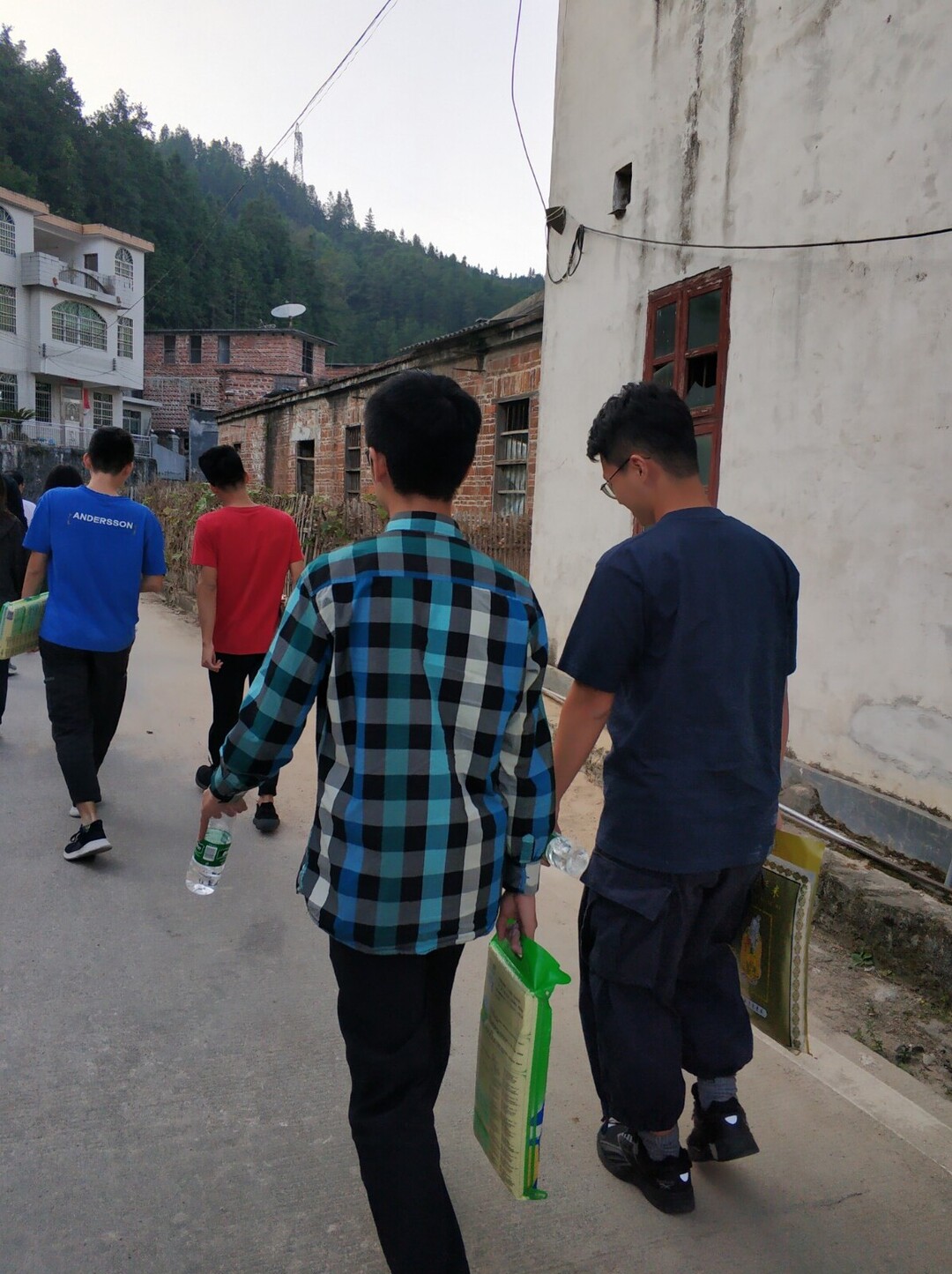 160571956309541694.jpg mmexport1605694516112.jpg