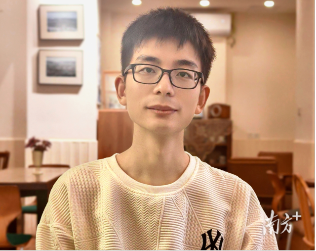 万搏网页_万搏(中国)物理与光电工程学院“青年百人计划”引进人才,传感物理、微纳器件加工与系统集成应用团队成员杨俊楠。 万搏网页_万搏(中国)物理与光电工程学院“青年百人计划”引进人才,传感物理、微纳器件加工与系统集成应用团队成员杨俊楠。